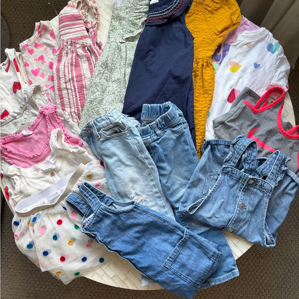 Toddler Girl Clothing Bundle- Zara Gap H&M Nike Hanna Andersson